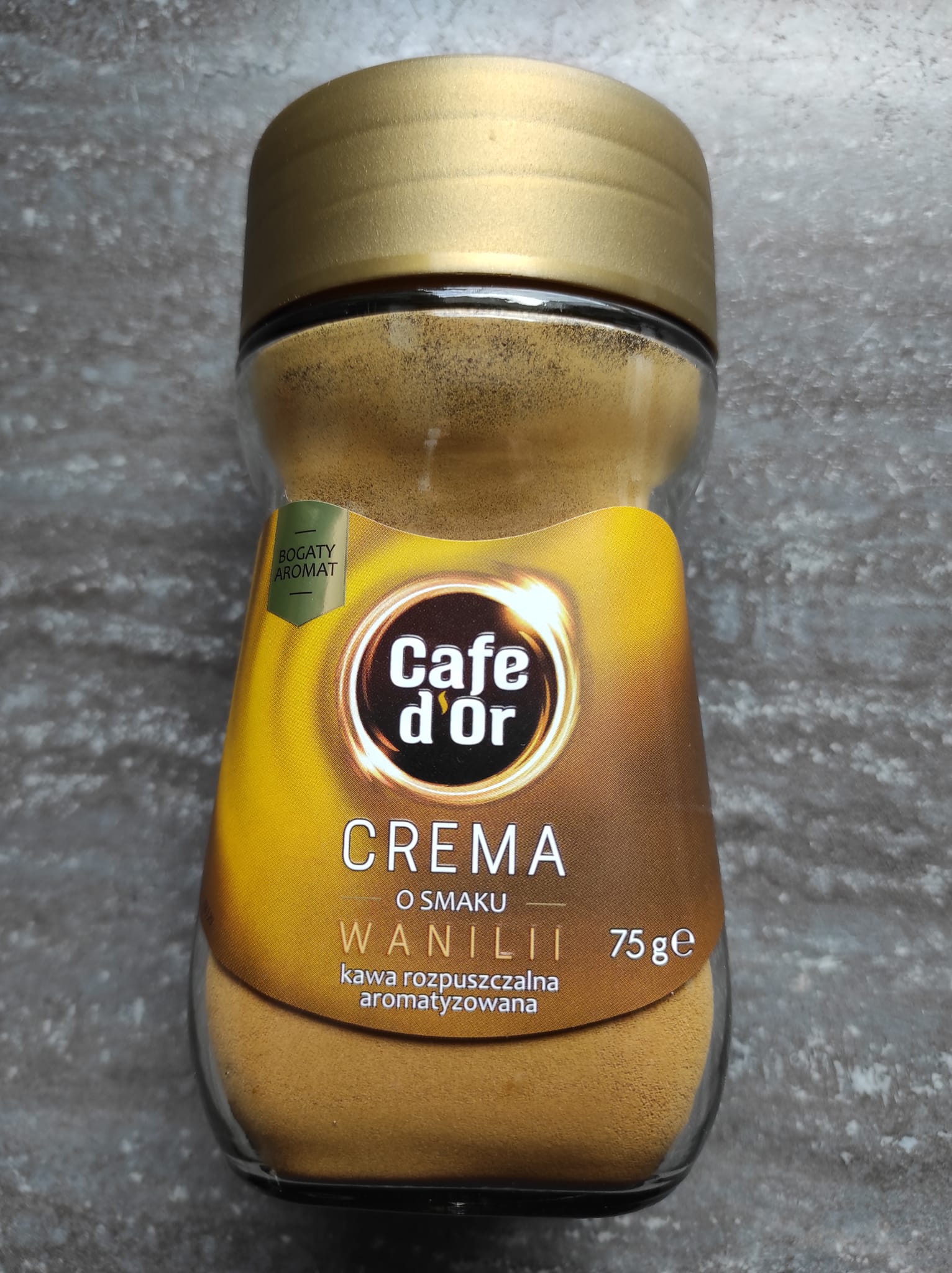 Kawa rozpuszczalna aromatyzowana crema o smaku wanilii Cafe D’or 5 (1)