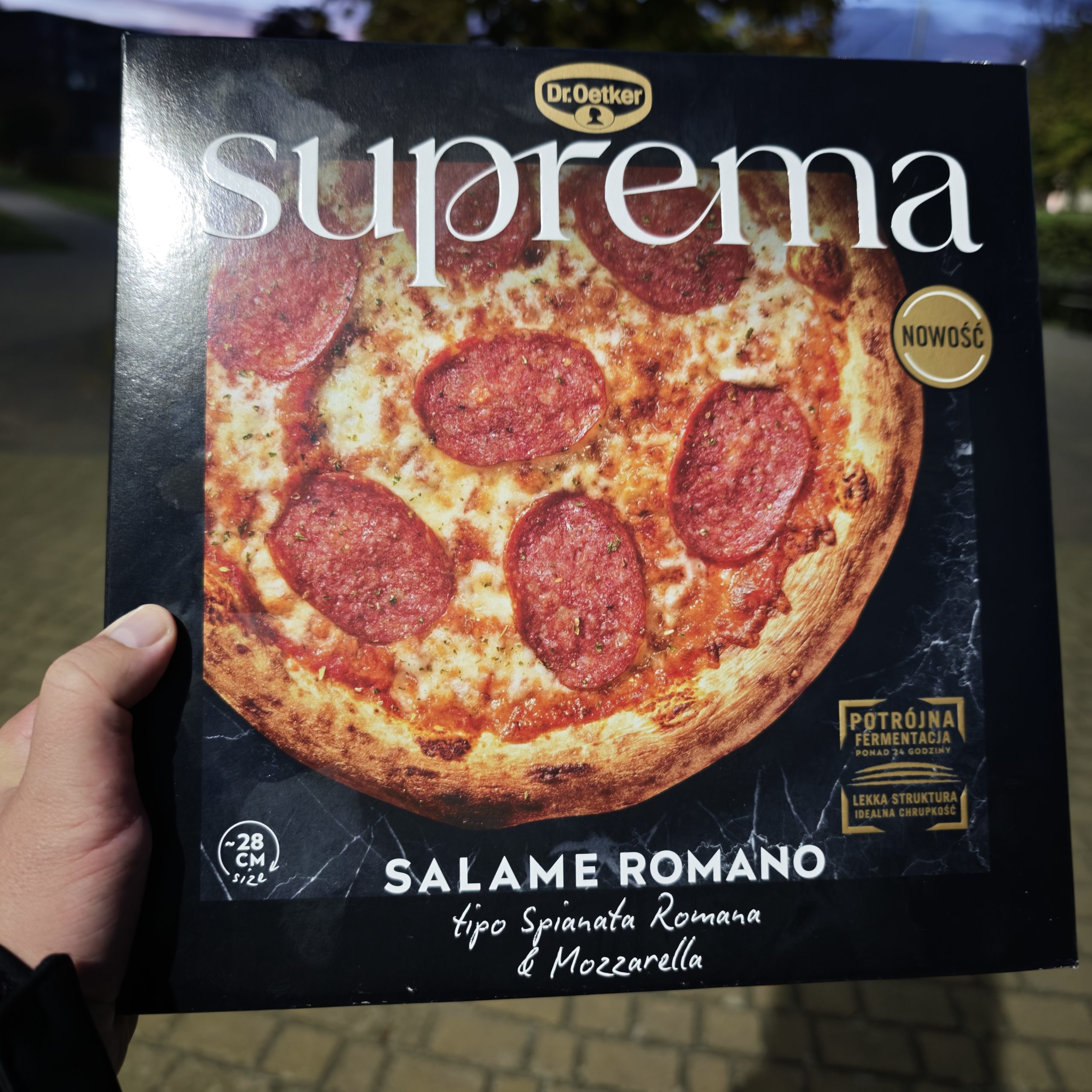 Pizza Suprema Salame Romano – Dr. Oetker 4 (1)
